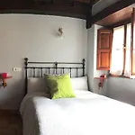 A Pie De Picos * Caño